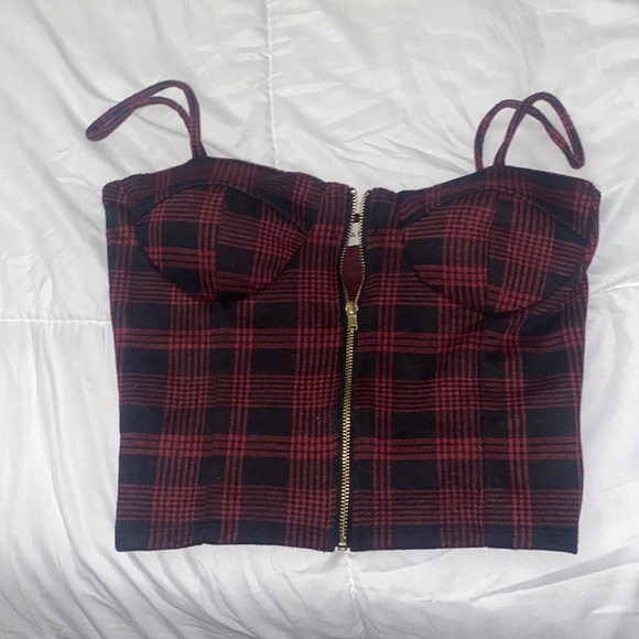 Popular 21 Cute Plaid Crop Top - Picture 1 of 4